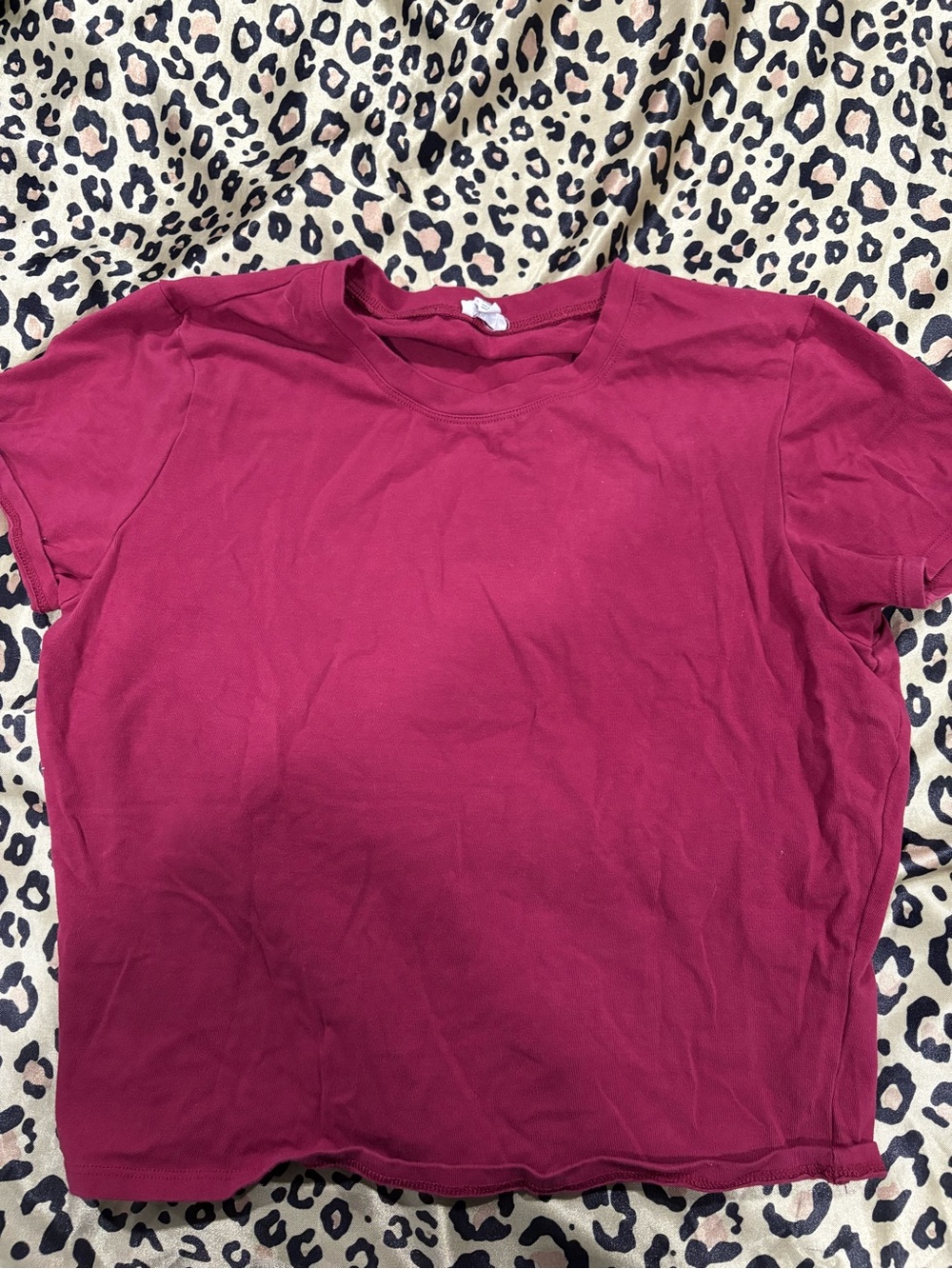 Garage Short Sleeve Crewneck Tee in Deep Berry size XL